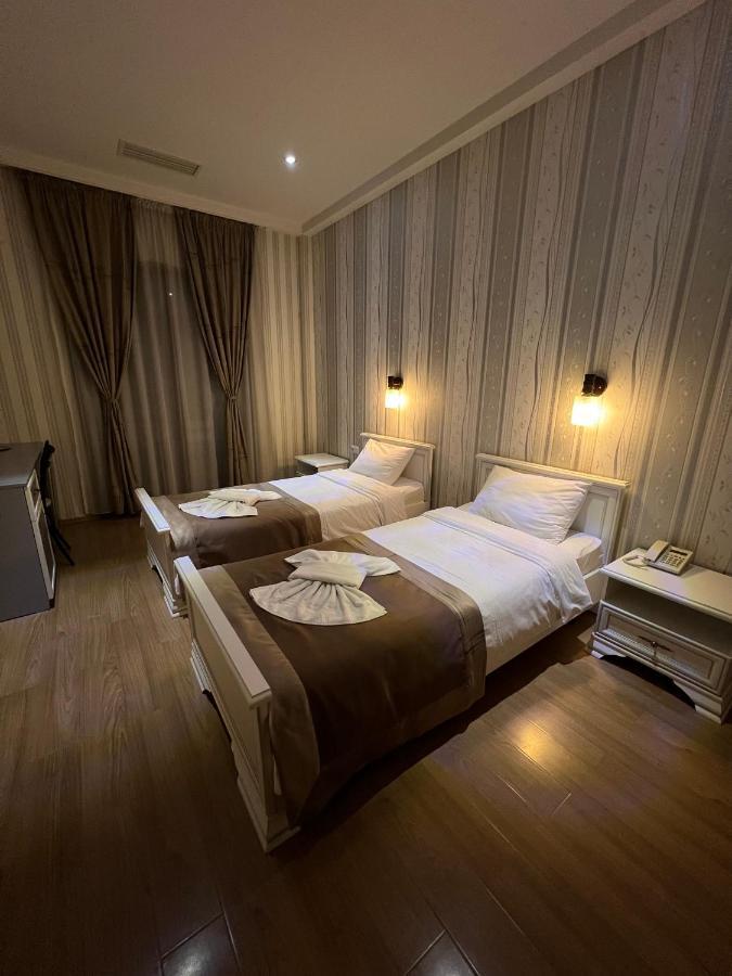 Granada Hotel And Restaurant Tbilisi Exteriér fotografie