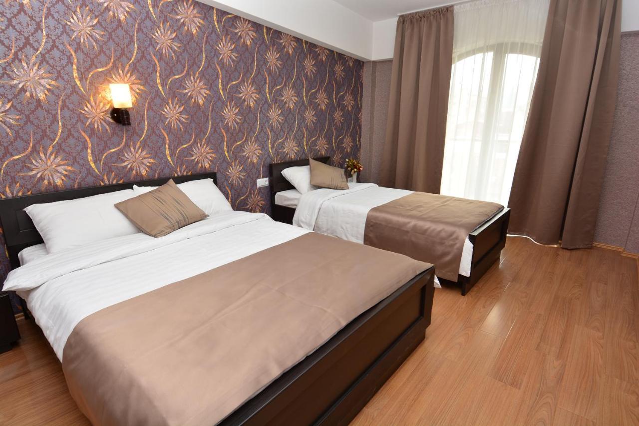 Granada Hotel And Restaurant Tbilisi Exteriér fotografie